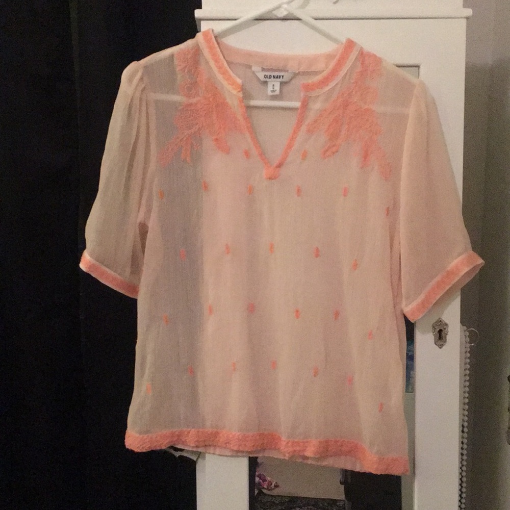 Old Navy women’s shirt size M